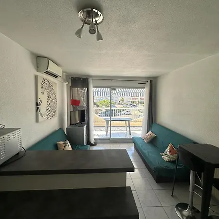 Port Camargue Plage Apartment